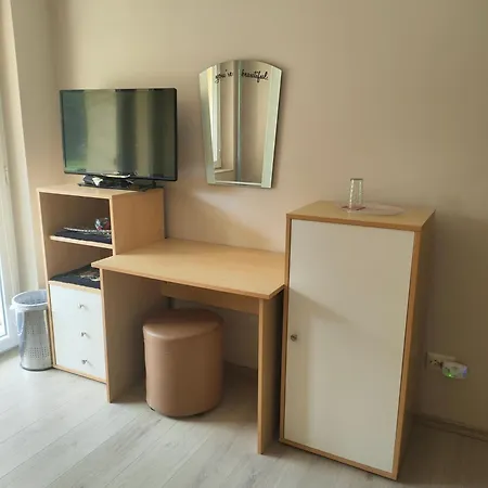 The Bird Maison d'hôtes Bosnek