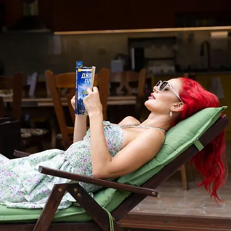 The Bird Maison d'hôtes Bosnek