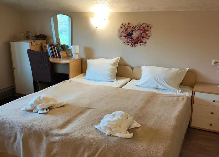 The Bird Къща за гости *