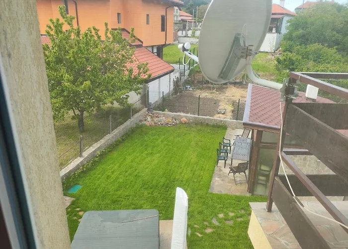 The Bird Къща за гости Боснек