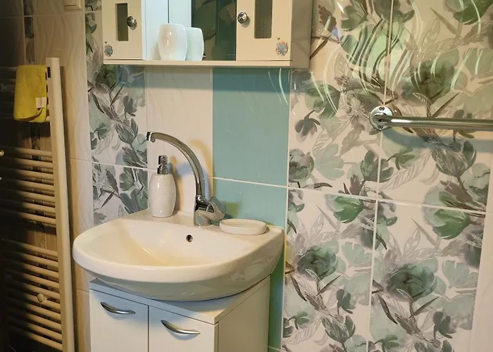 The Bird Къща за гости Боснек