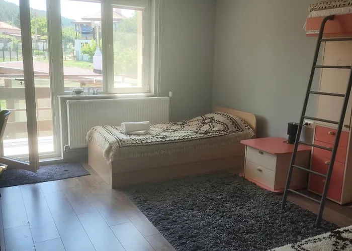 The Bird Къща за гости