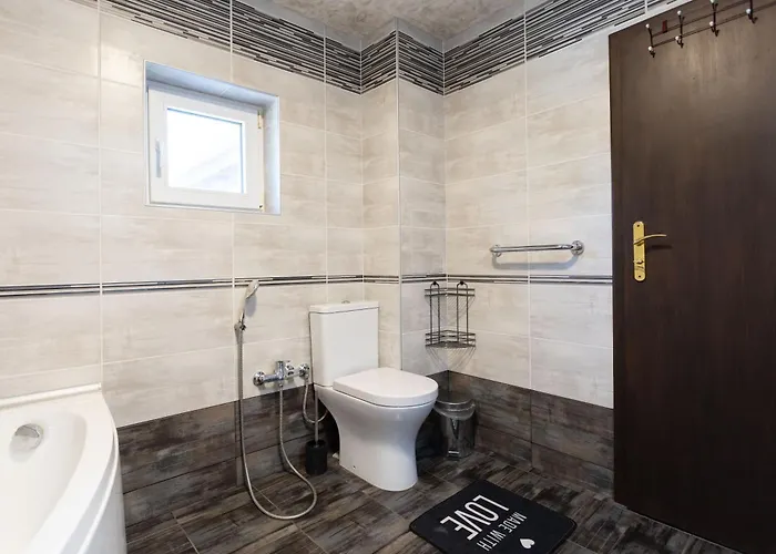 The Bird Къща за гости Боснек