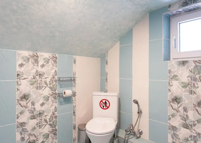 Къща за гости The Bird